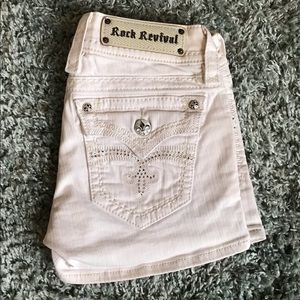 ✨ ROCK REVIVAL✨Celine Stretch Shorts!